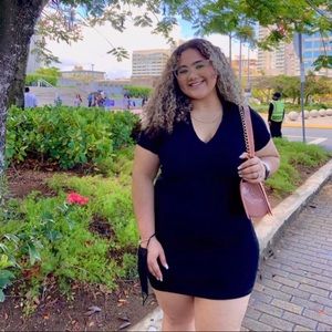 Meet your Posher, Daniela